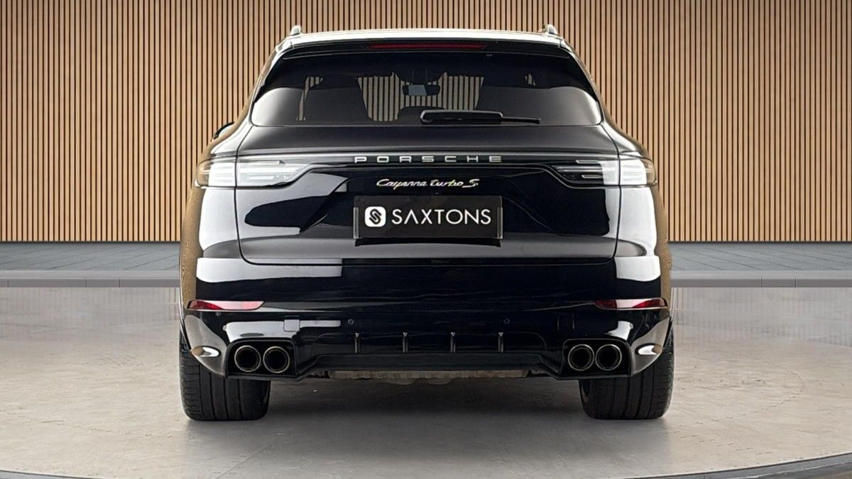 Porsche Cayenne Image 4
