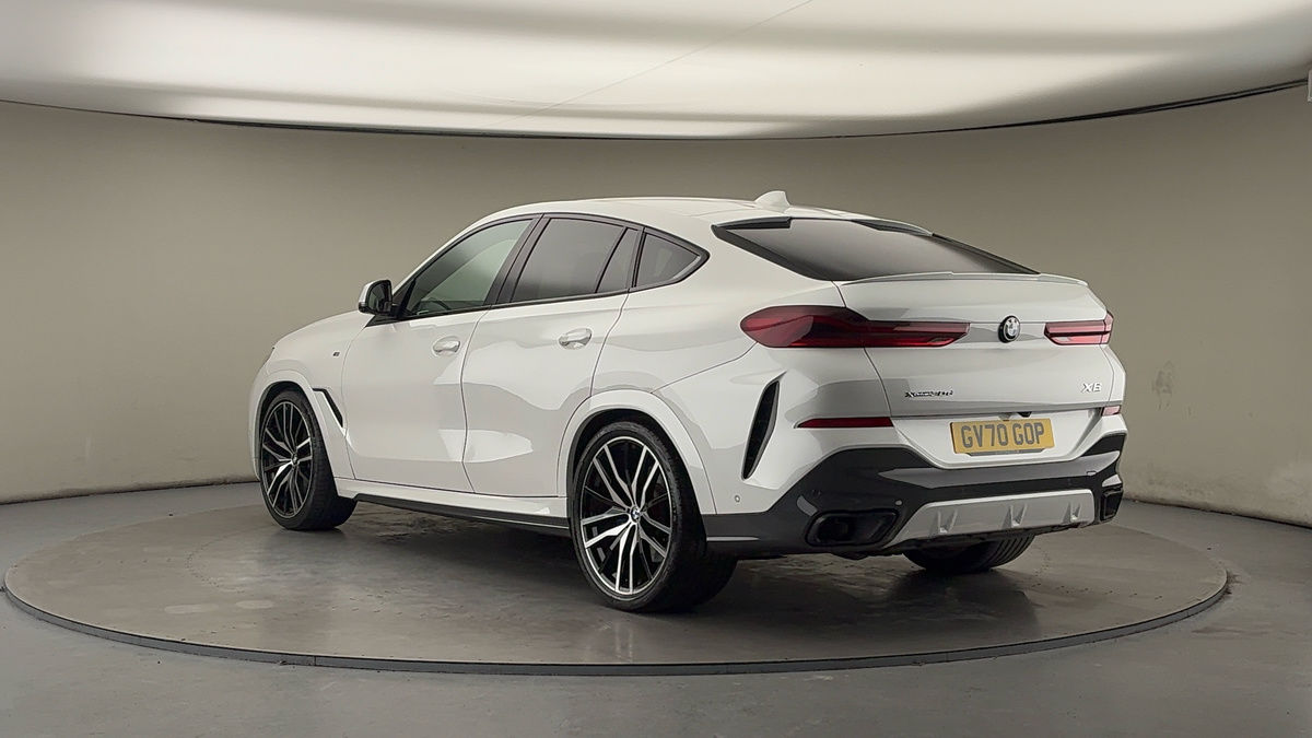 BMW X6 Image 2