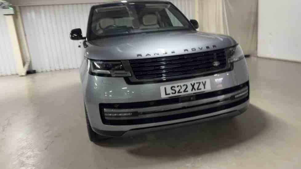 More views of Land Rover Range Rover