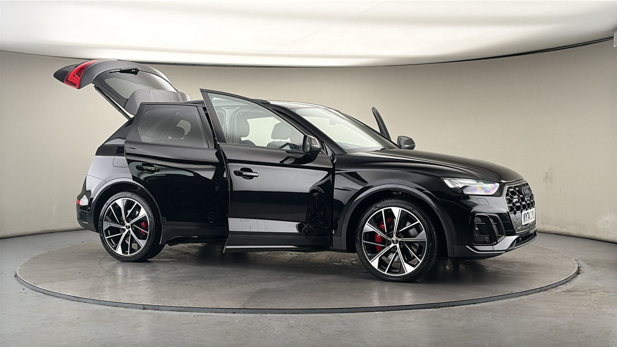 More views of Audi SQ5