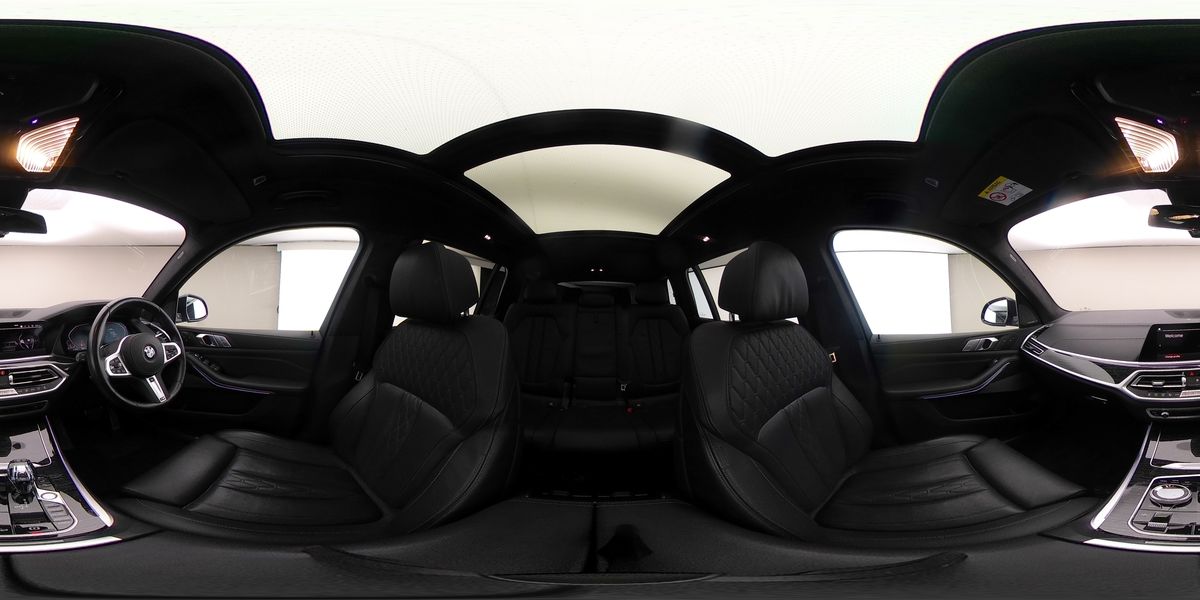 More views of BMW X7