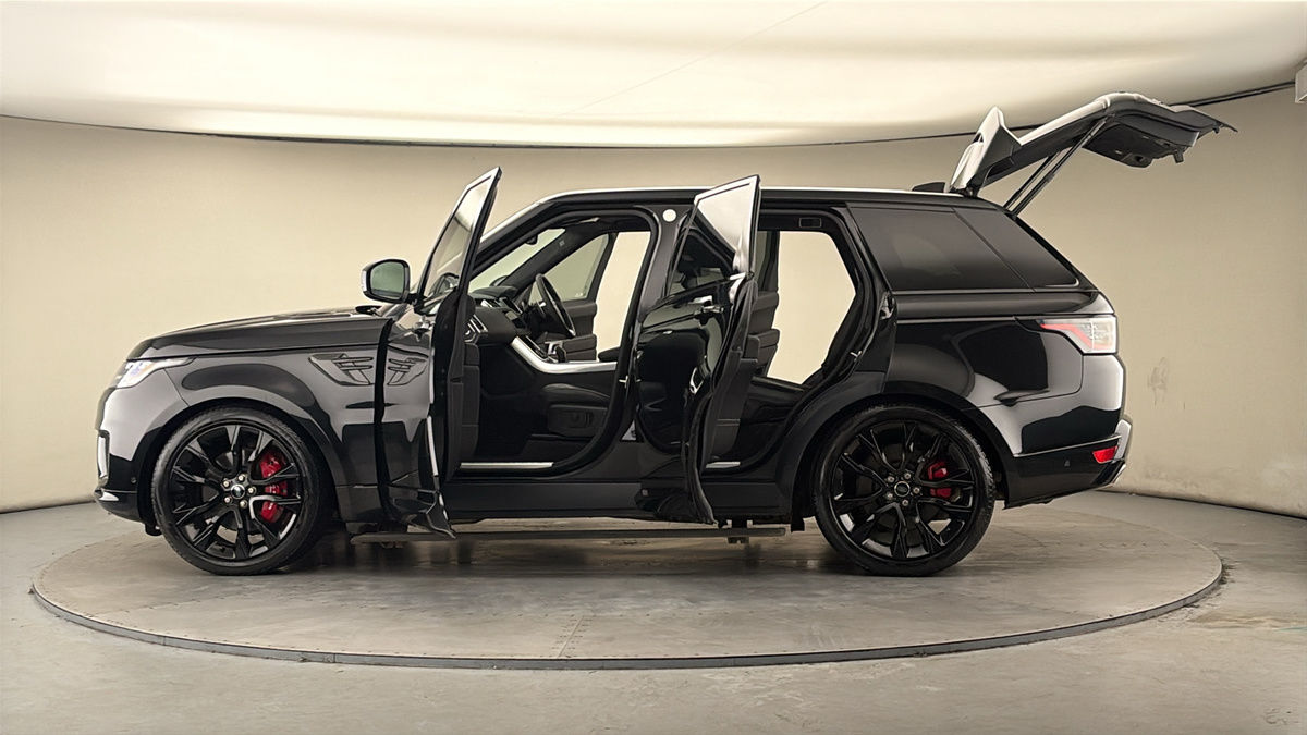 More views of Land Rover Range Rover Sport