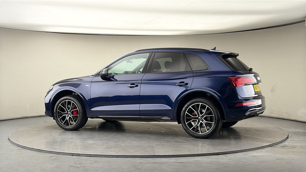 More views of Audi Q5