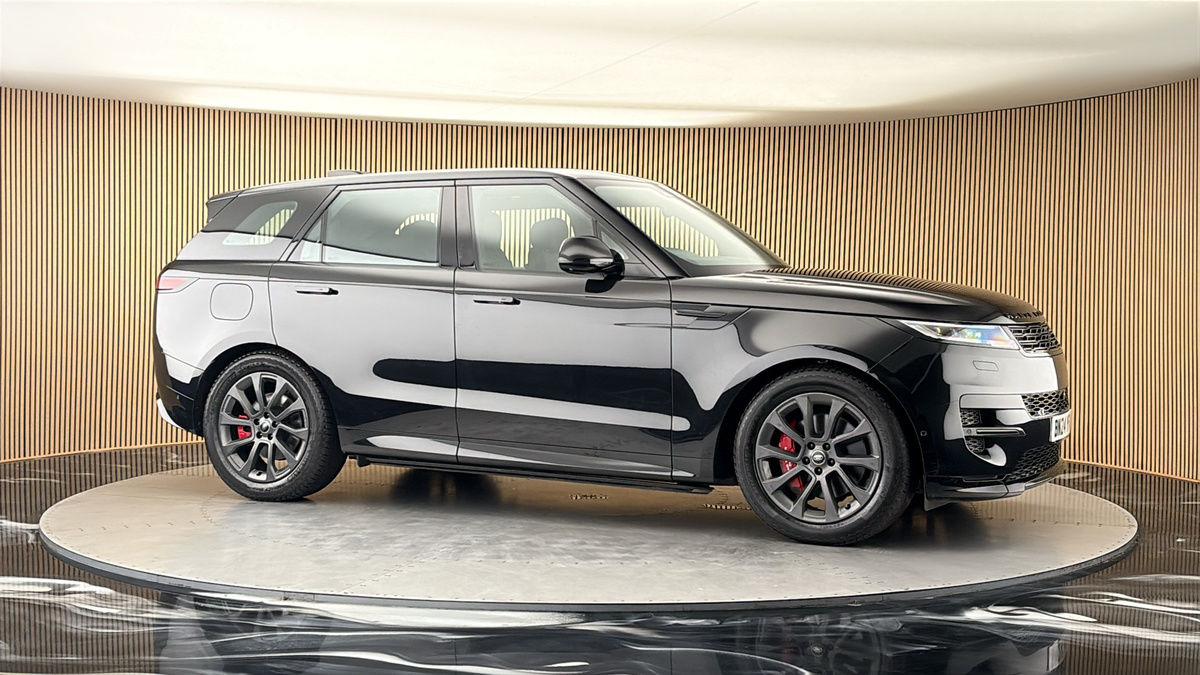 More views of Land Rover Range Rover Sport
