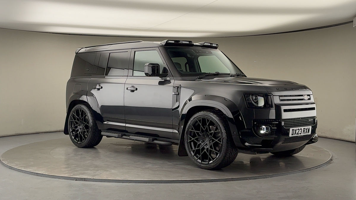 More views of Land Rover Defender 110