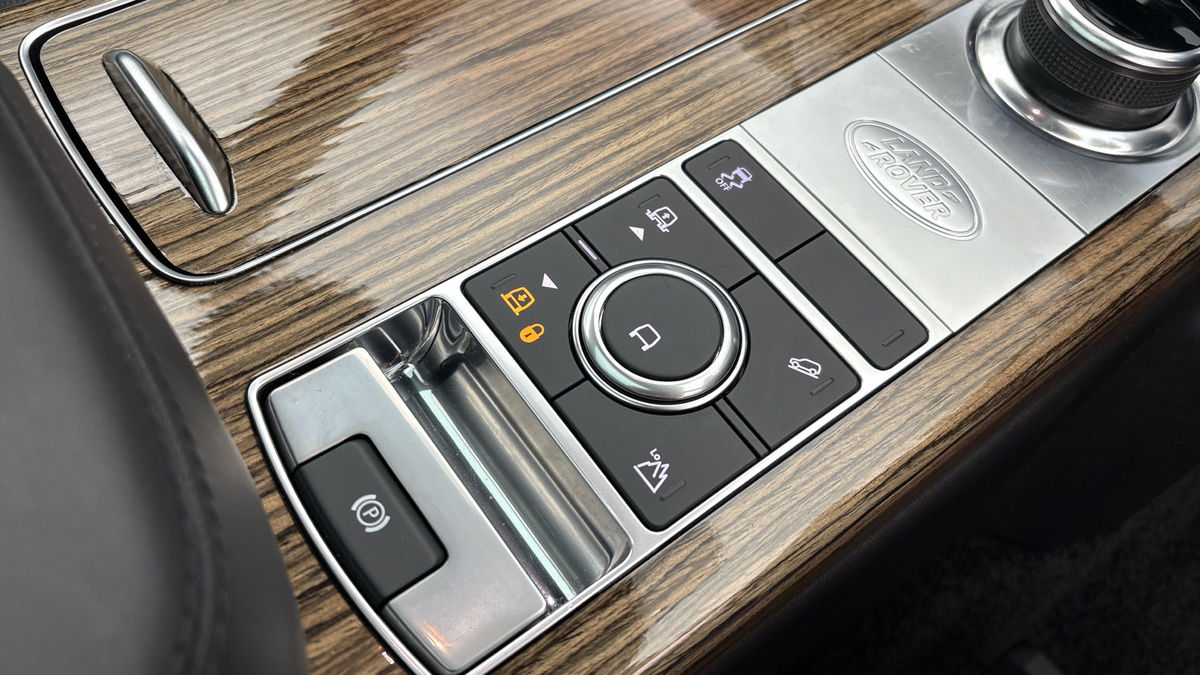Land Rover Range Rover Image 27