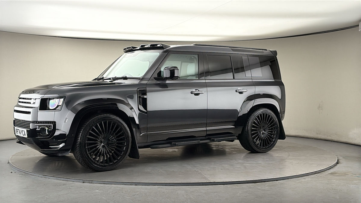 More views of Land Rover Defender 110