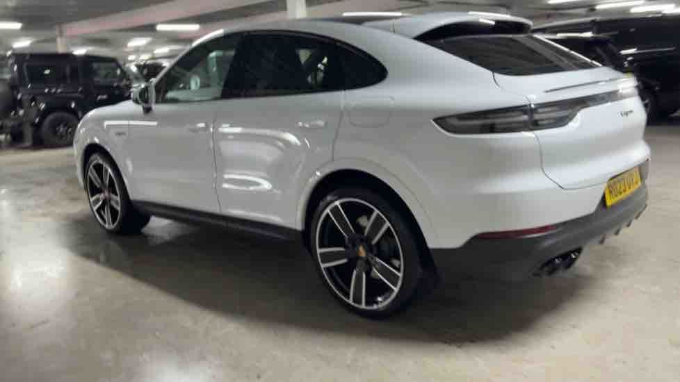 More views of Porsche Cayenne