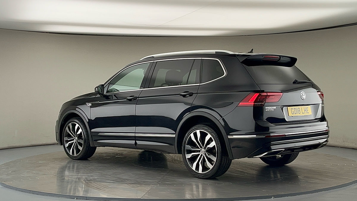 More views of Volkswagen Tiguan Allspace