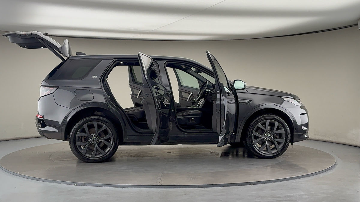 More views of Land Rover Discovery Sport
