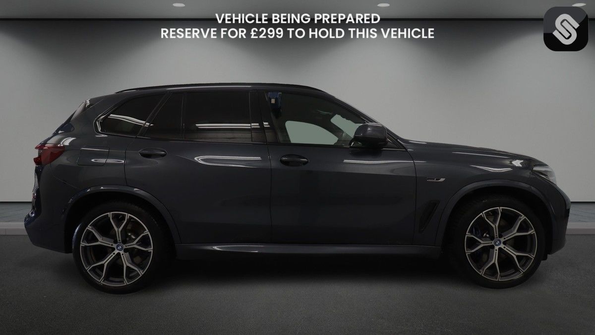 BMW X5 Image 5