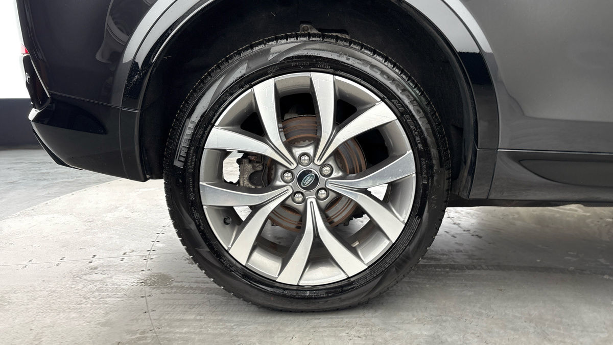 Land Rover Discovery Sport Image 10