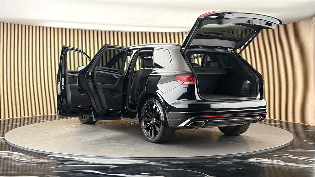 Volkswagen Touareg Image 23