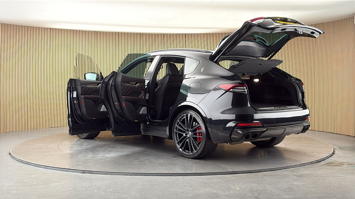 More views of Maserati Levante