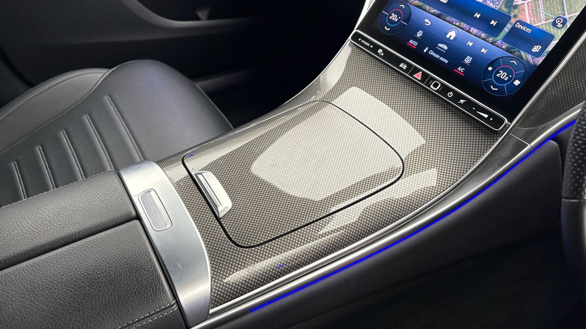 Mercedes-Benz GLC Image 18