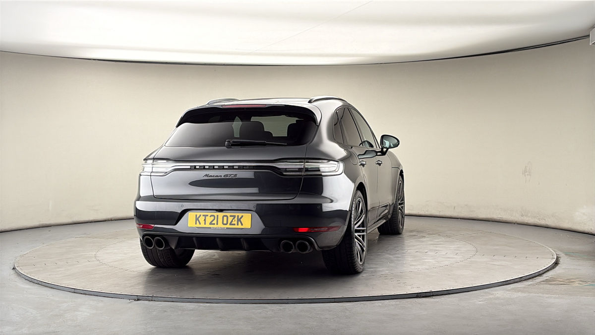 More views of Porsche Macan