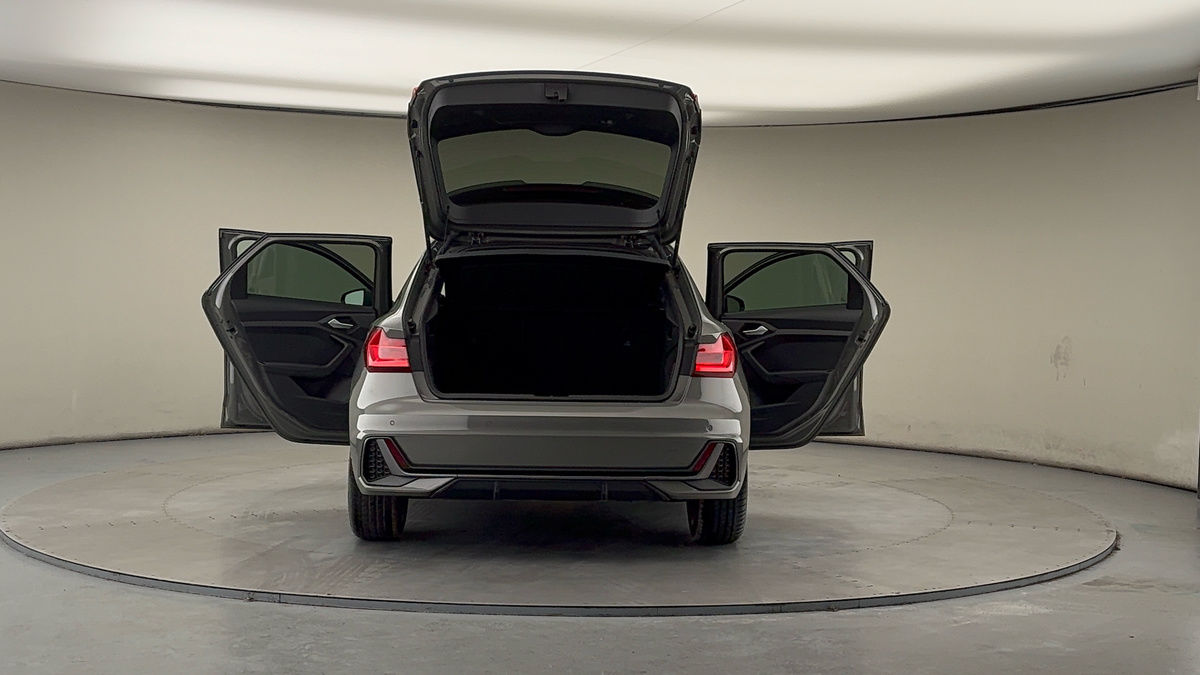 More views of Audi A1