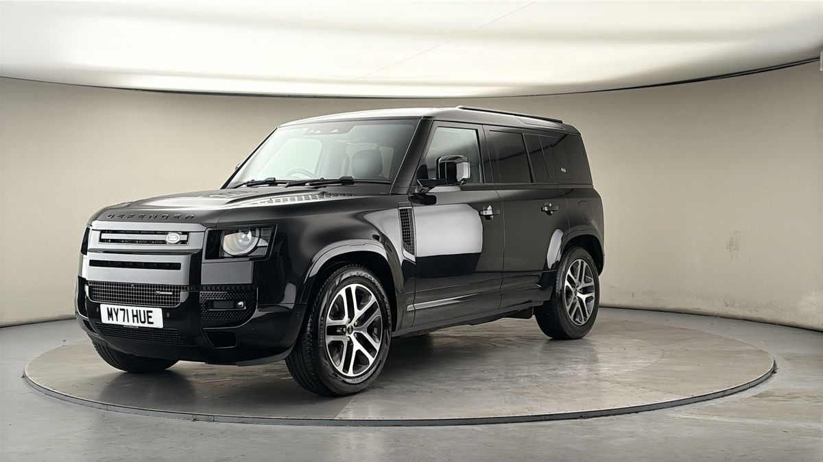 More views of Land Rover Defender 110