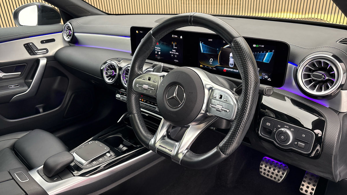 Mercedes-Benz CLA Image 5