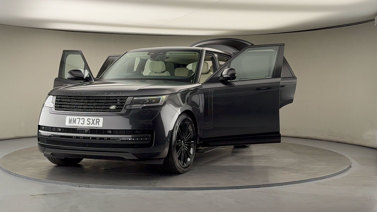 More views of Land Rover Range Rover