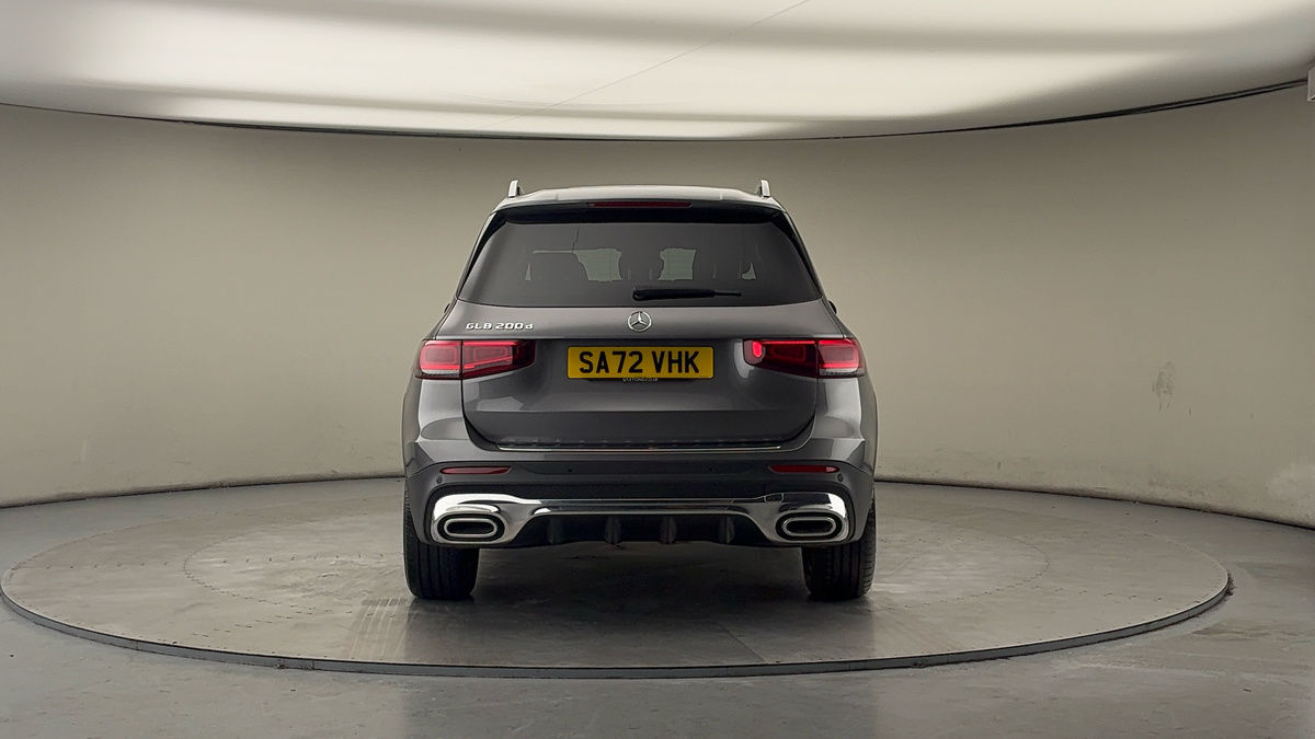 Mercedes-Benz GLB Image 4