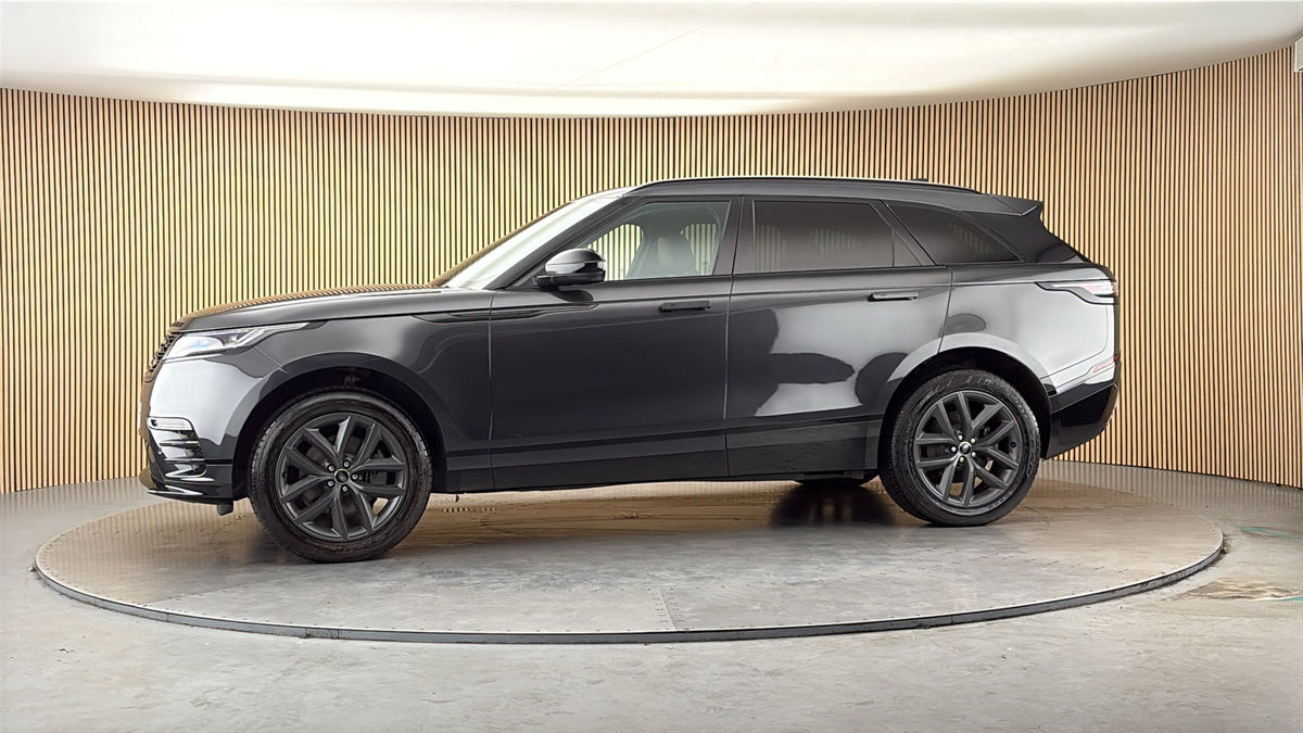 More views of Land Rover Range Rover Velar