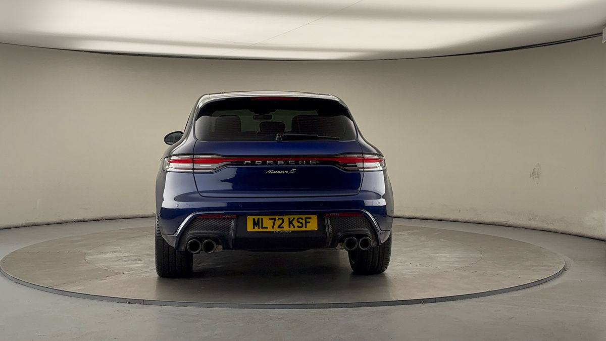 More views of Porsche Macan