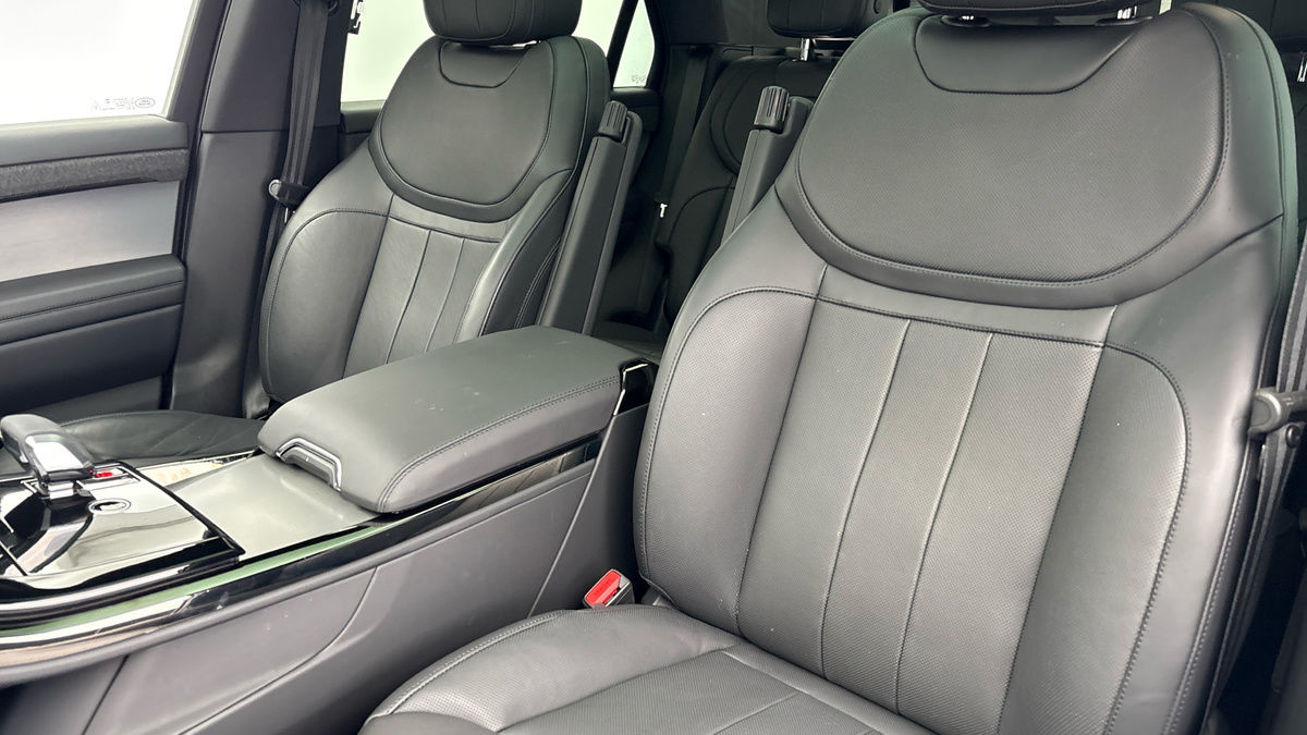 Land Rover Range Rover Sport Image 7