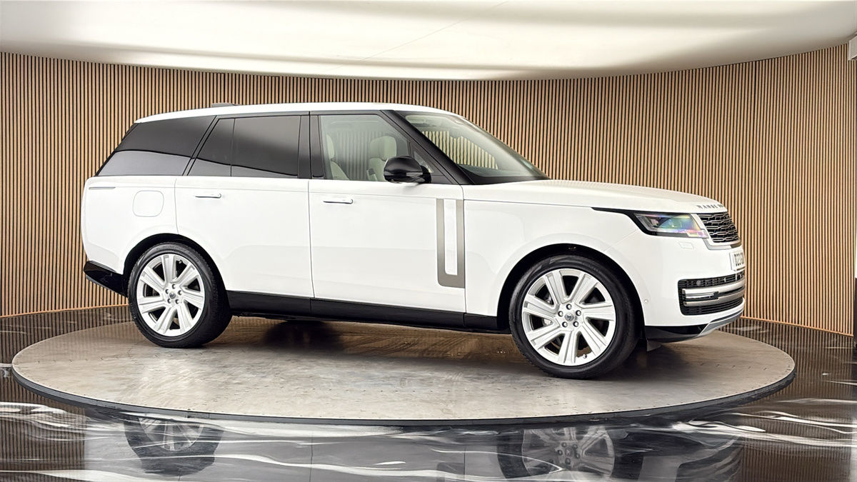 More views of Land Rover Range Rover