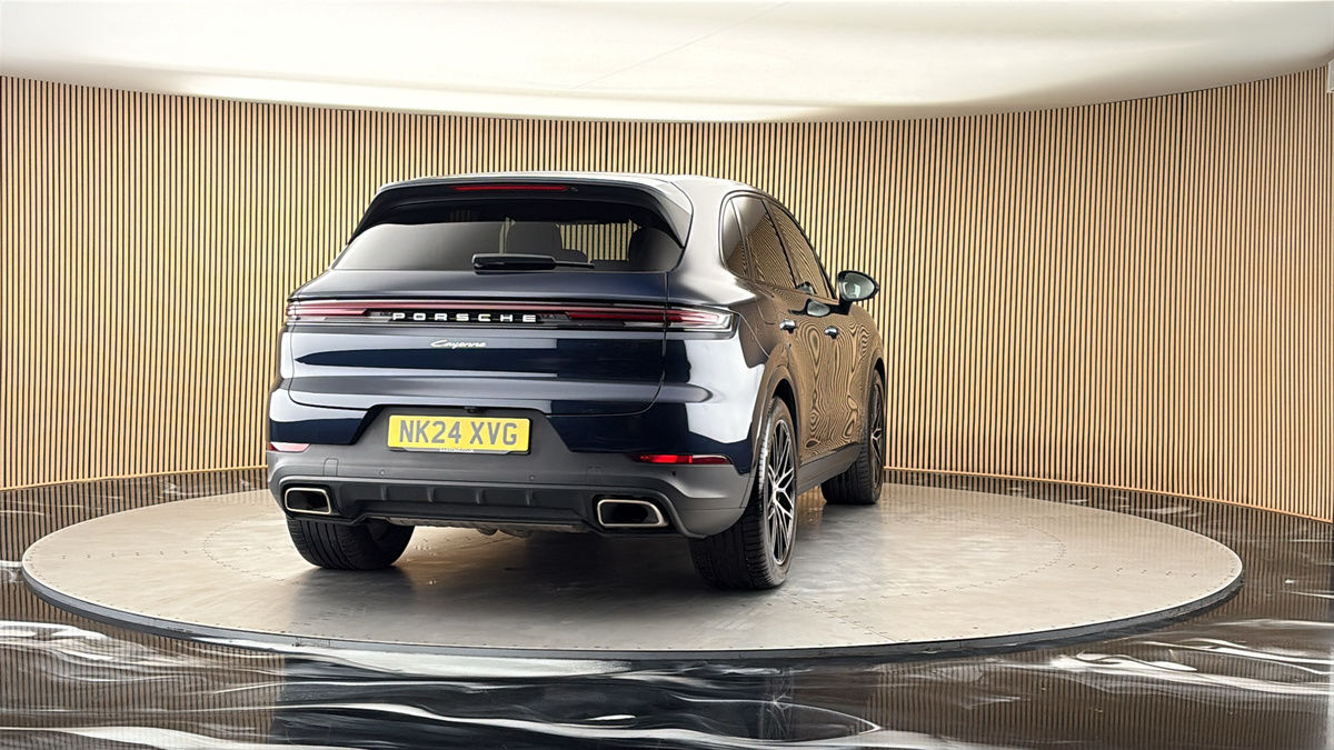 More views of Porsche Cayenne