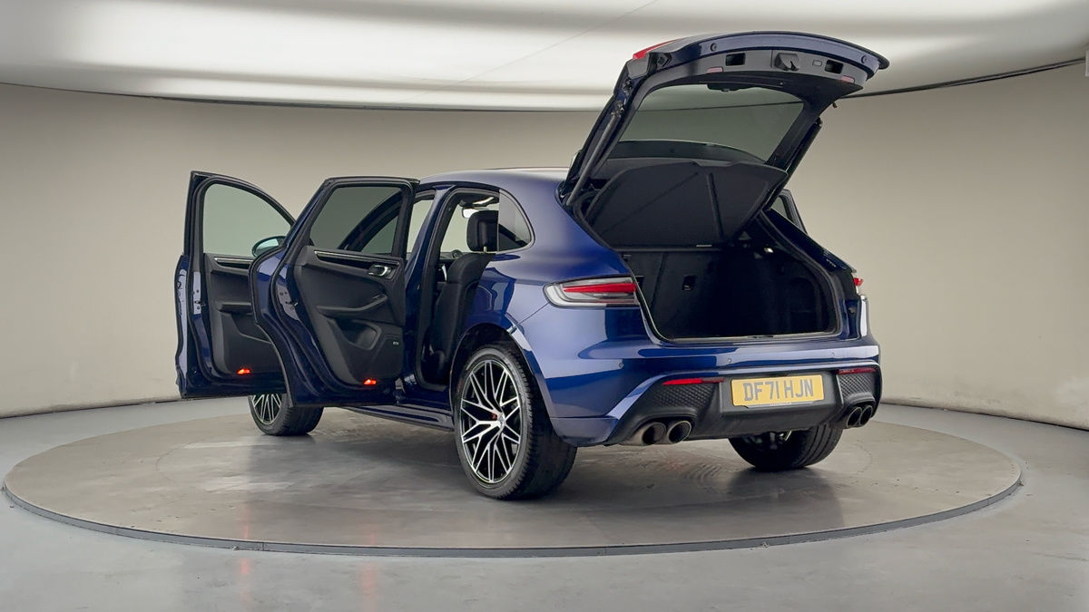 Porsche Macan Image 23