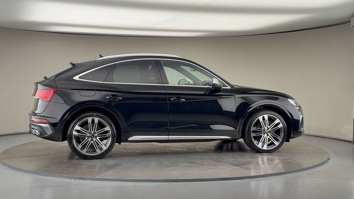 More views of Audi SQ5