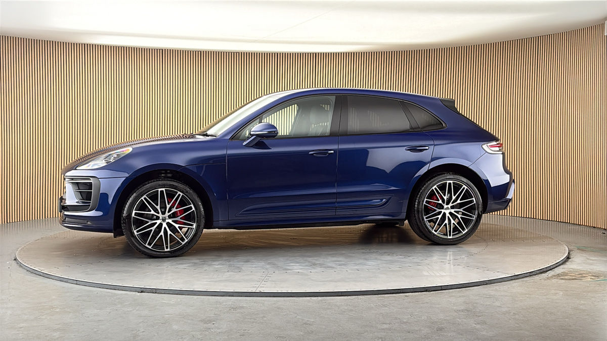 More views of Porsche Macan