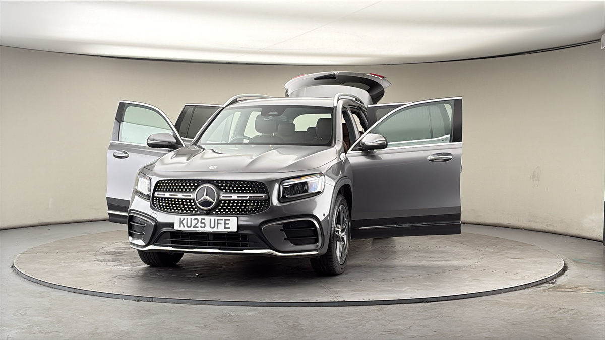 More views of Mercedes-Benz GLB