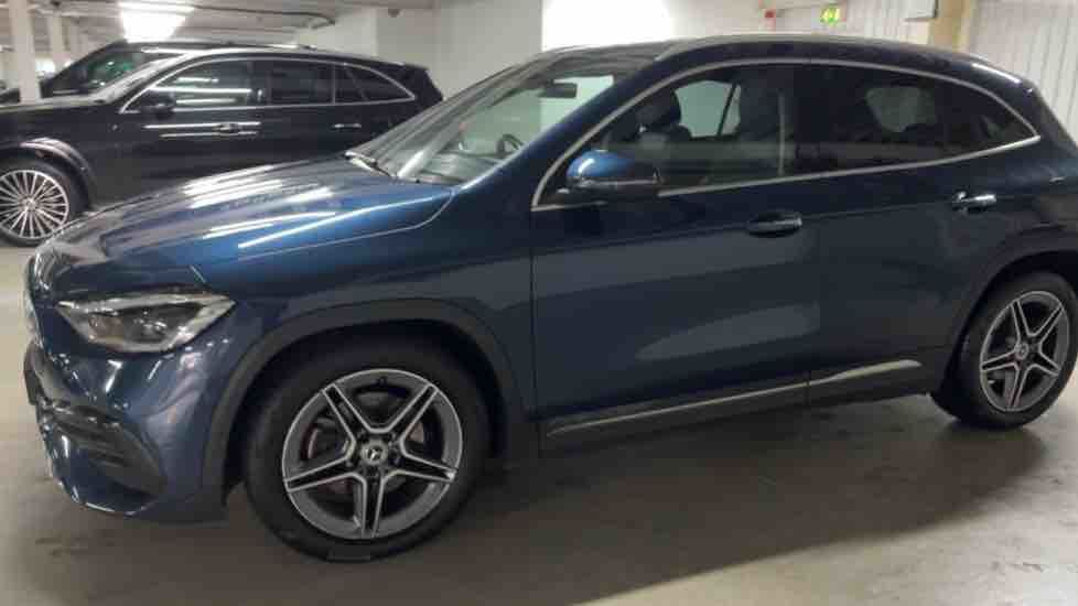 More views of Mercedes-Benz GLA