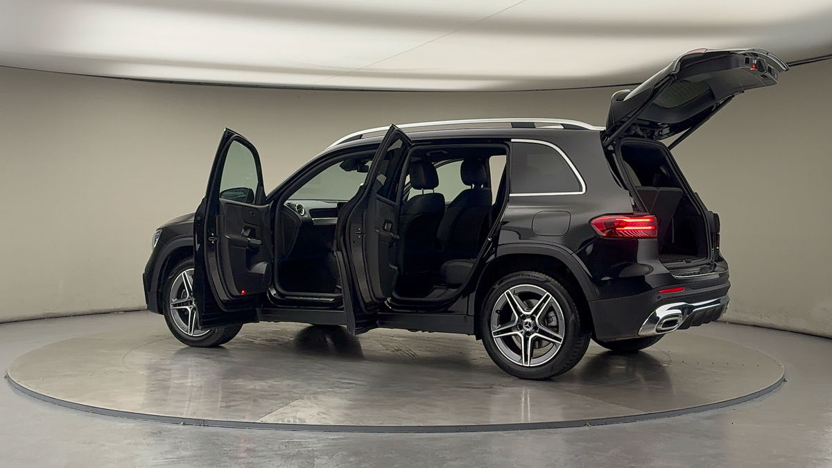 More views of Mercedes-Benz GLB