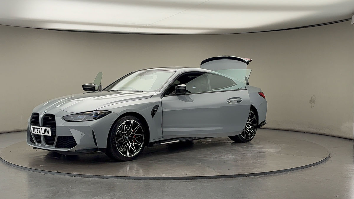 BMW M4 Competition Image 22