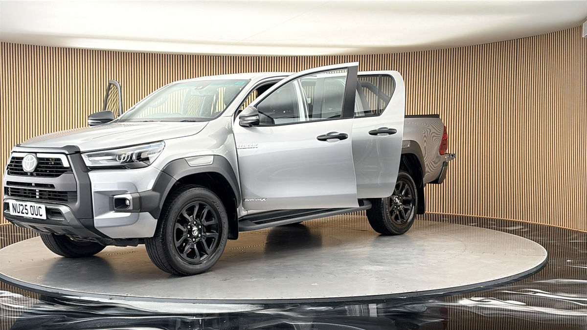 More views of Toyota Hilux