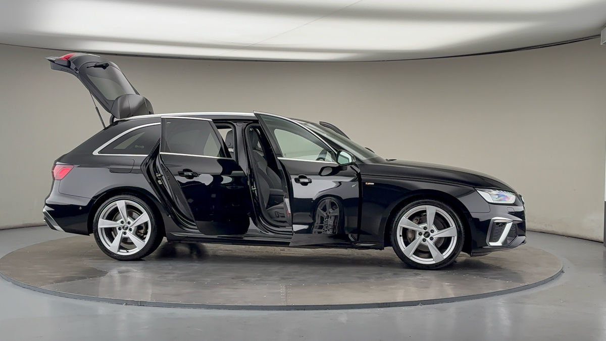 More views of Audi A4 Avant
