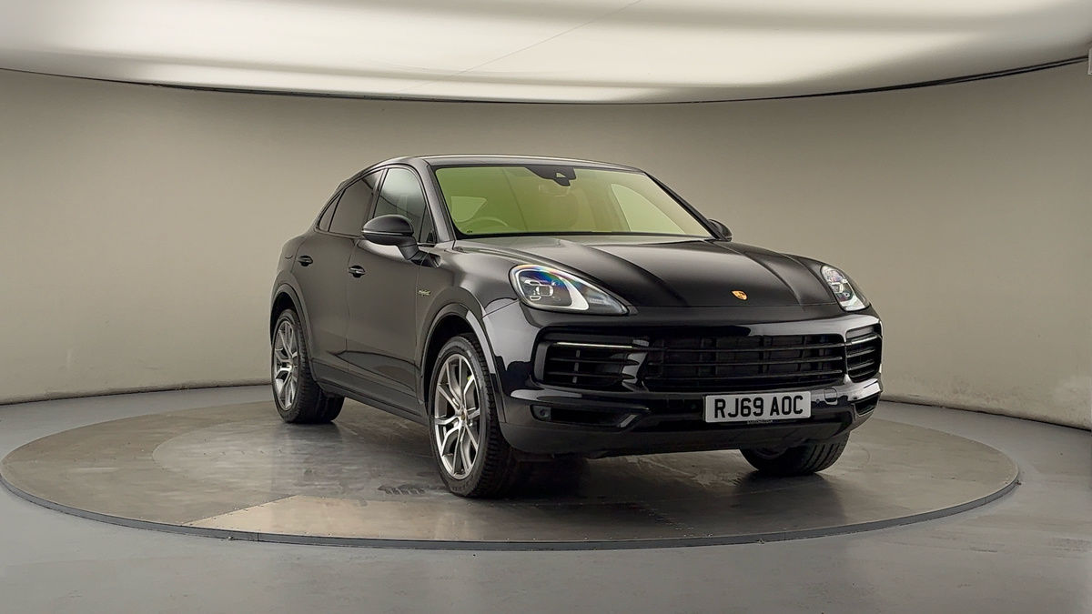 More views of Porsche Cayenne