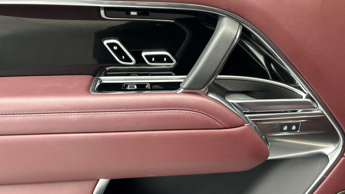 Land Rover Range Rover Image 19