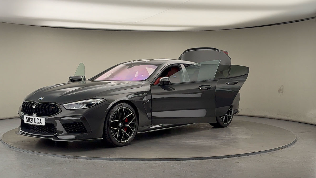 More views of BMW M8