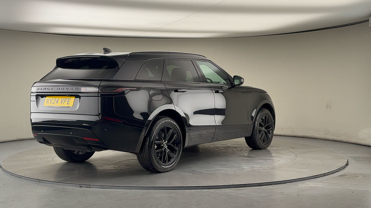 More views of Land Rover Range Rover Velar