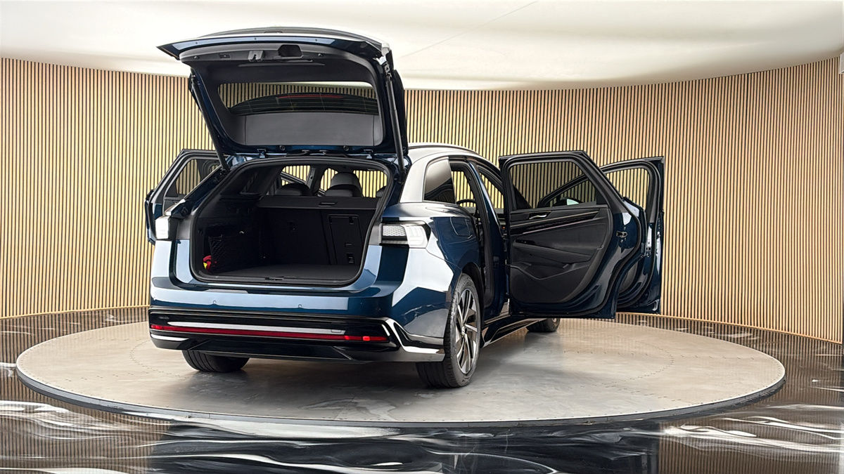 More views of Volkswagen ID.7