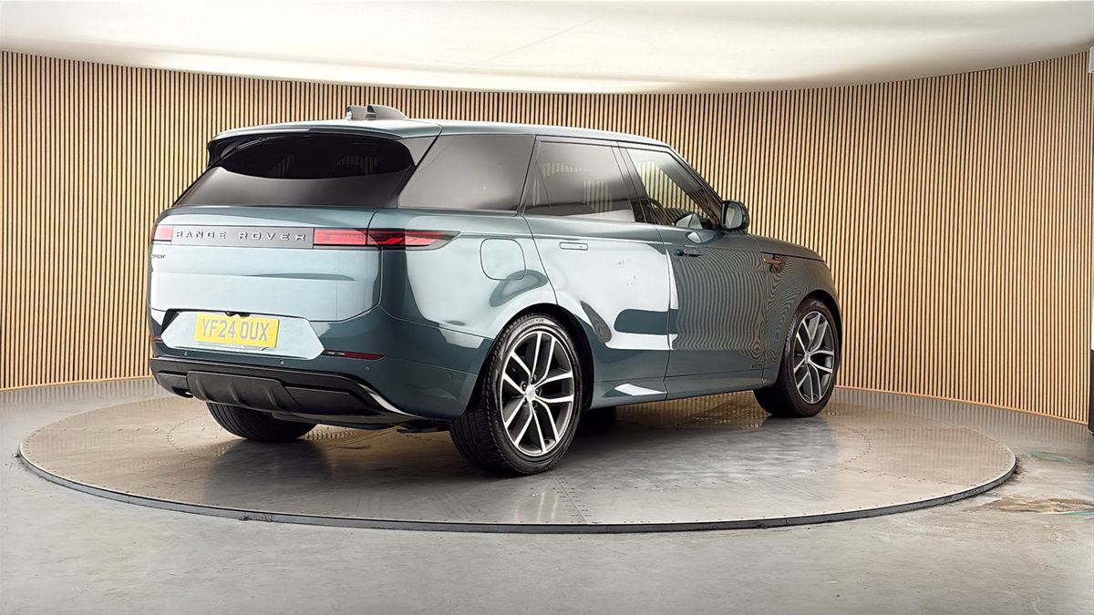 More views of Land Rover Range Rover Sport