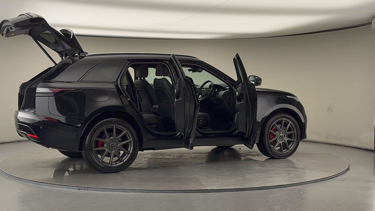 More views of Land Rover Range Rover Velar