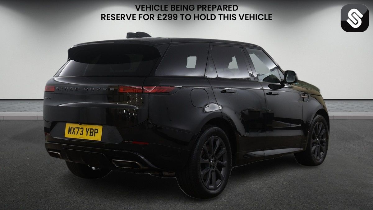 Land Rover Range Rover Sport Image 4