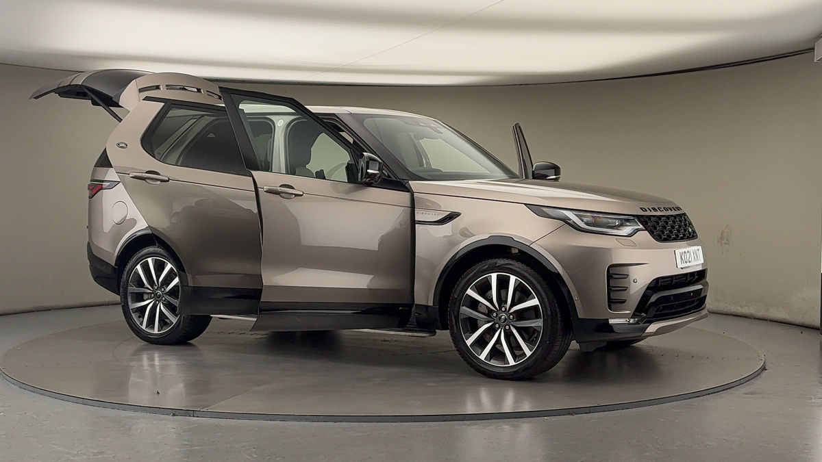 More views of Land Rover Discovery