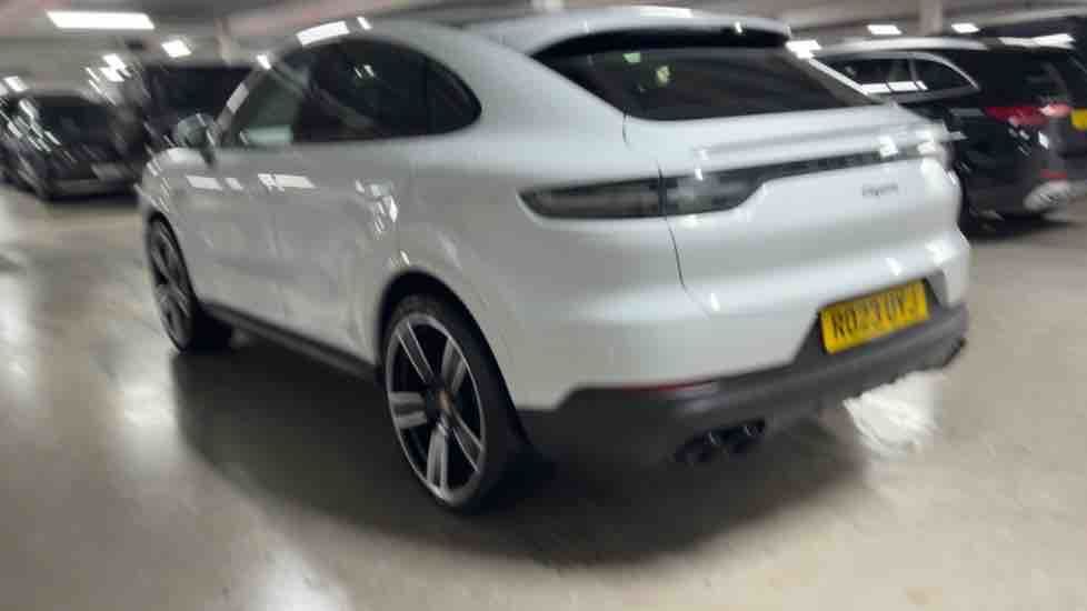More views of Porsche Cayenne