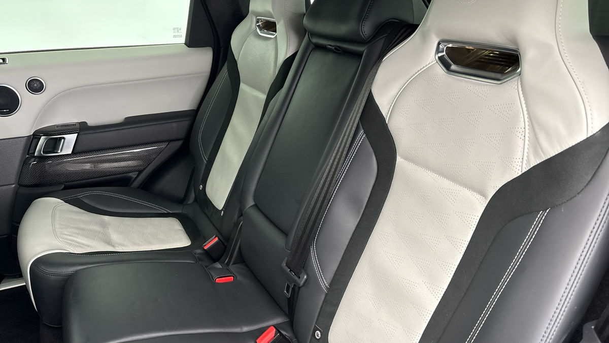 Land Rover Range Rover Sport Image 8